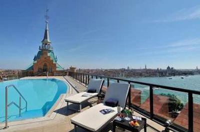 هیلتون مولینو استوکی وین