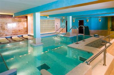 گوادالمینا اسپا اند گلف