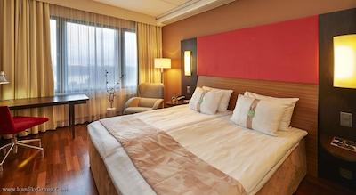 هالیدی این هلسینکی-وست روهلهتی