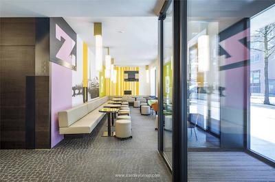 زوری بای فسبیند