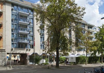 زوری بای فسبیند