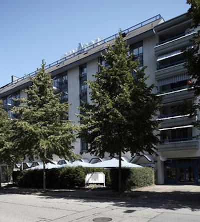 زوری بای فسبیند