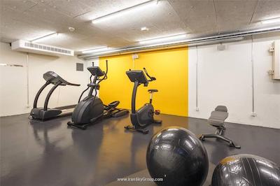 زوری بای فسبیند