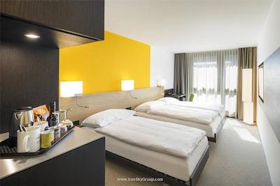 زوری بای فسبیند