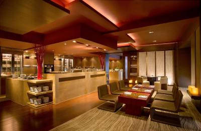 حیات آن د باند