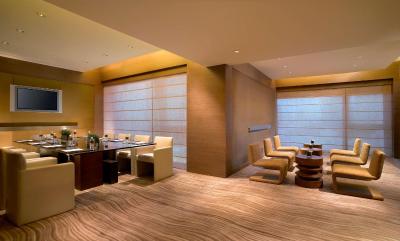 حیات آن د باند