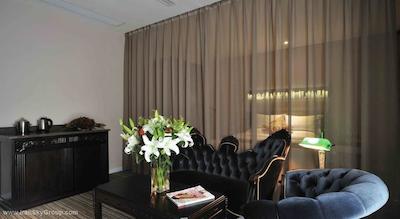 کینگتاون ریورساید هتل پلازا شانگهای