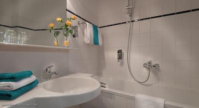 سنترو هتل ادن