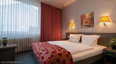 سنترو هتل ادن