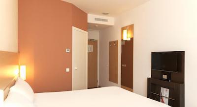 آیبیس مسکو سنتر بخروشینا