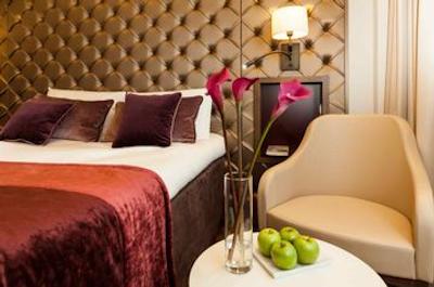 آیبیس مسکو سنتر بخروشینا