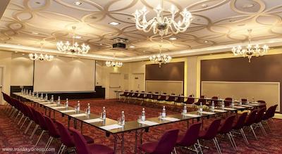 آیبیس مسکو سنتر بخروشینا