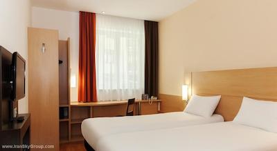 آیبیس مسکو سنتر بخروشینا