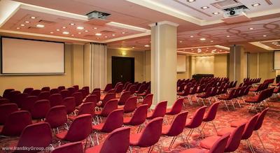 آیبیس مسکو سنتر بخروشینا