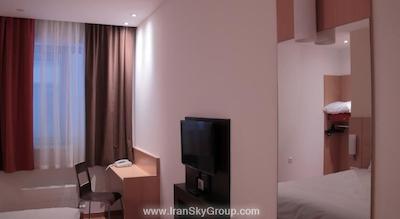 آیبیس مسکو سنتر بخروشینا