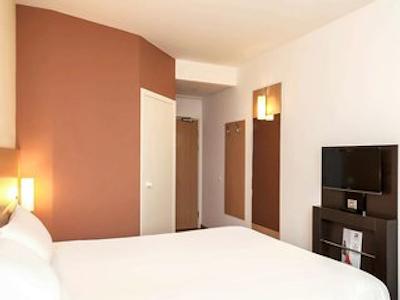 آیبیس مسکو سنتر بخروشینا