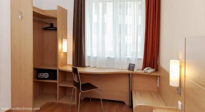 آیبیس مسکو سنتر بخروشینا