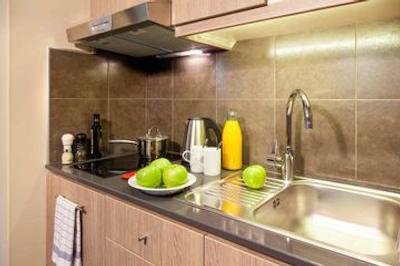 آیبیس مسکو سنتر بخروشینا