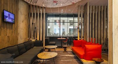 آیبیس مسکو سنتر بخروشینا