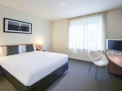 آیبیس ملبورن