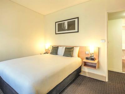 آیبیس ملبورن