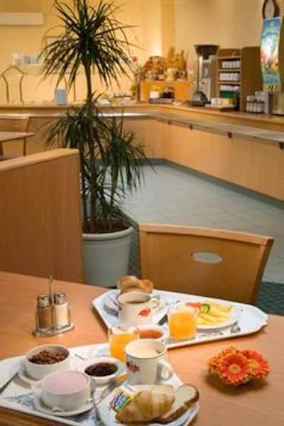 آیبیس سنتروم بوداپست