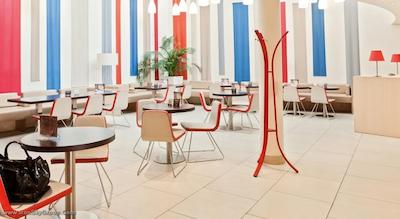 آیبیس سنتروم بوداپست