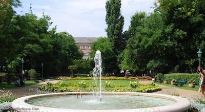 آیبیس سنتروم بوداپست