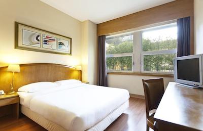 اچ اف فنیکس لیسبوا