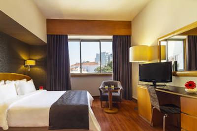 اچ اف فنیکس لیسبوا