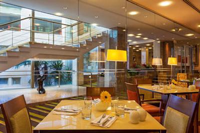 اچ اف فنیکس لیسبوا