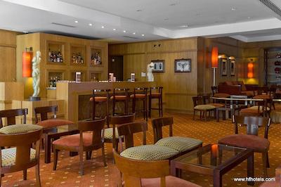 اچ اف فنیکس لیسبوا