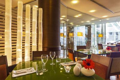 اچ اف فنیکس لیسبوا