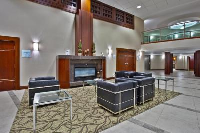 هالیدی این اکسپرس اند سوئیت میسیساگا تورنتو ساوت وست