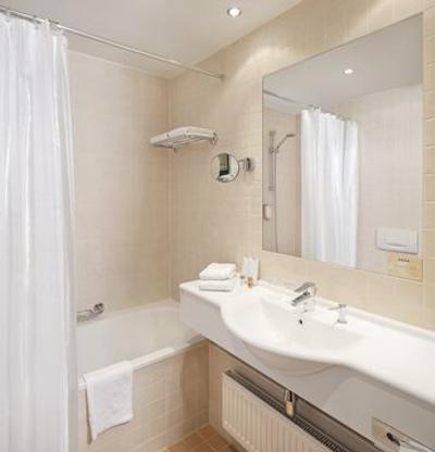 مرکور مونچن اوست مس