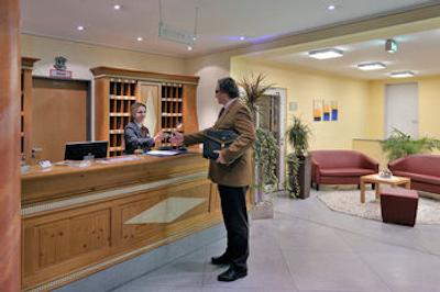 نووم هتل سیدلهف مونچن