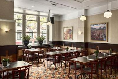 ان اچ سیتی سنتر آمستردام