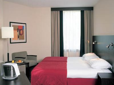 ان اچ سیتی سنتر آمستردام