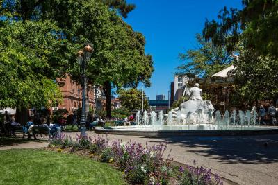 پولمن تولوز سنتر