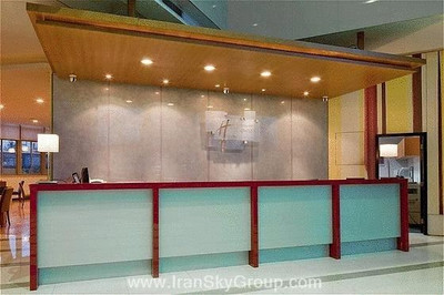 هالیدی این اکسپرس ژبی