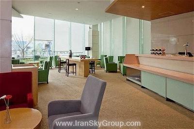 هالیدی این اکسپرس ژبی