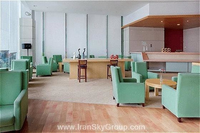 هالیدی این اکسپرس ژبی