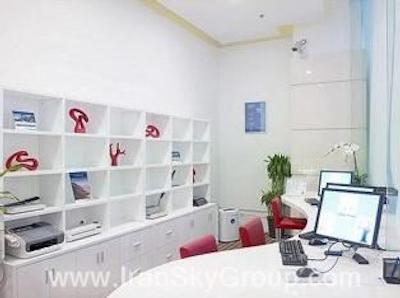 هالیدی این اکسپرس ژبی