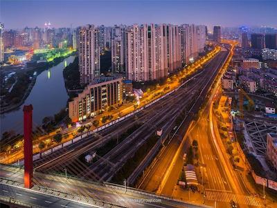 هالیدی این اکسپرس ژبی