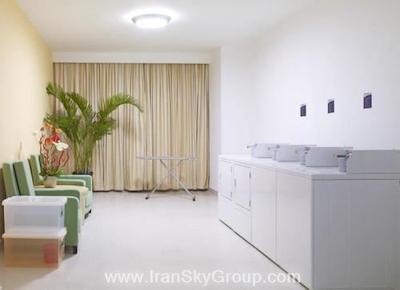 هالیدی این اکسپرس ژبی