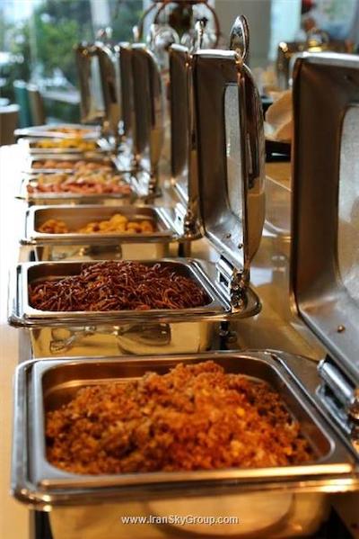 هالیدی این اکسپرس ژبی