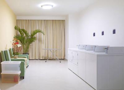 هالیدی این اکسپرس ژبی