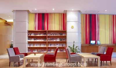 هالیدی این اکسپرس ژبی