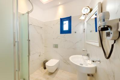 هتل متیوس ویلیج