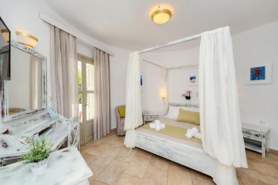 هتل متیوس ویلیج